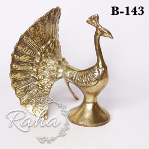 مجسمه برنجی طاووس دم باز B143